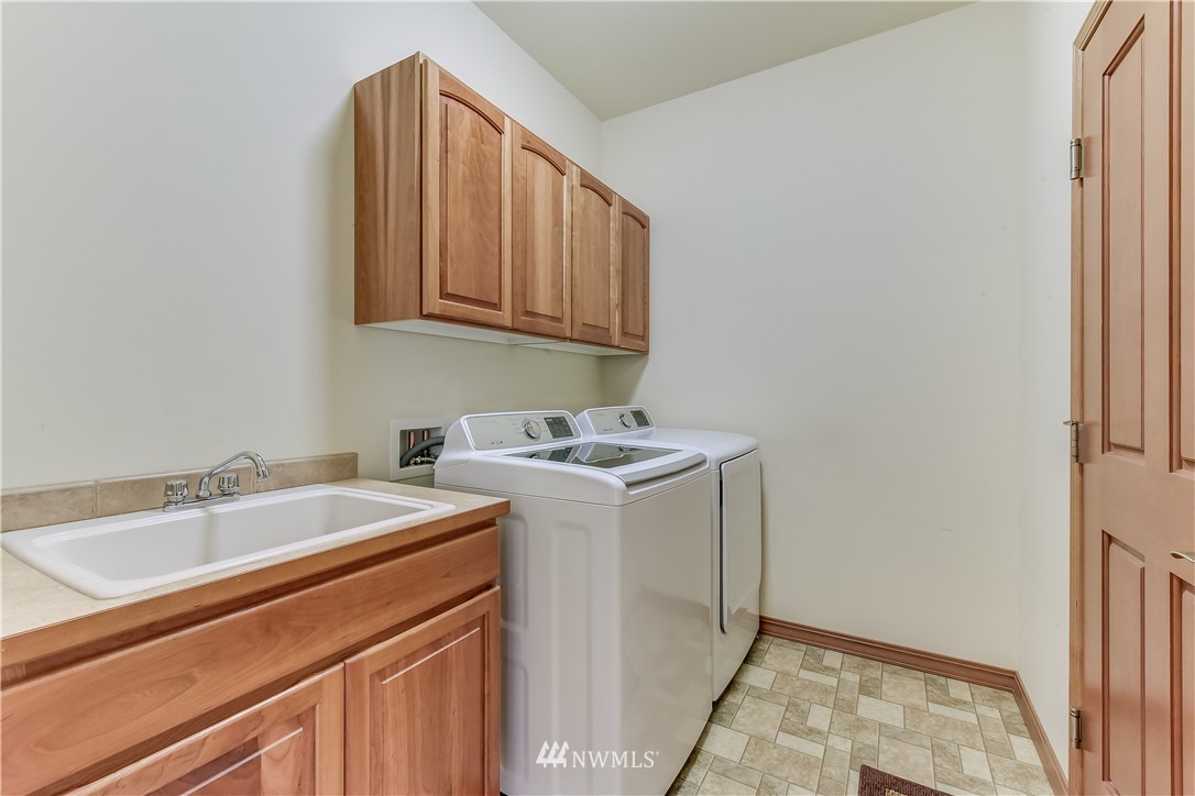 20613 39th Avenue Southeast Bothell, WA 98012 - Photo 20 of 23 Gallery Image 20
