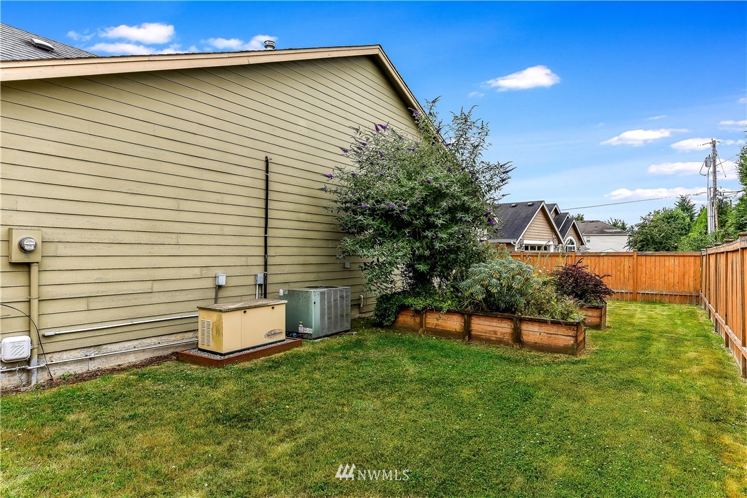 20613 39th Avenue Southeast Bothell, WA 98012 - Photo 21 of 23 Gallery Image 21
