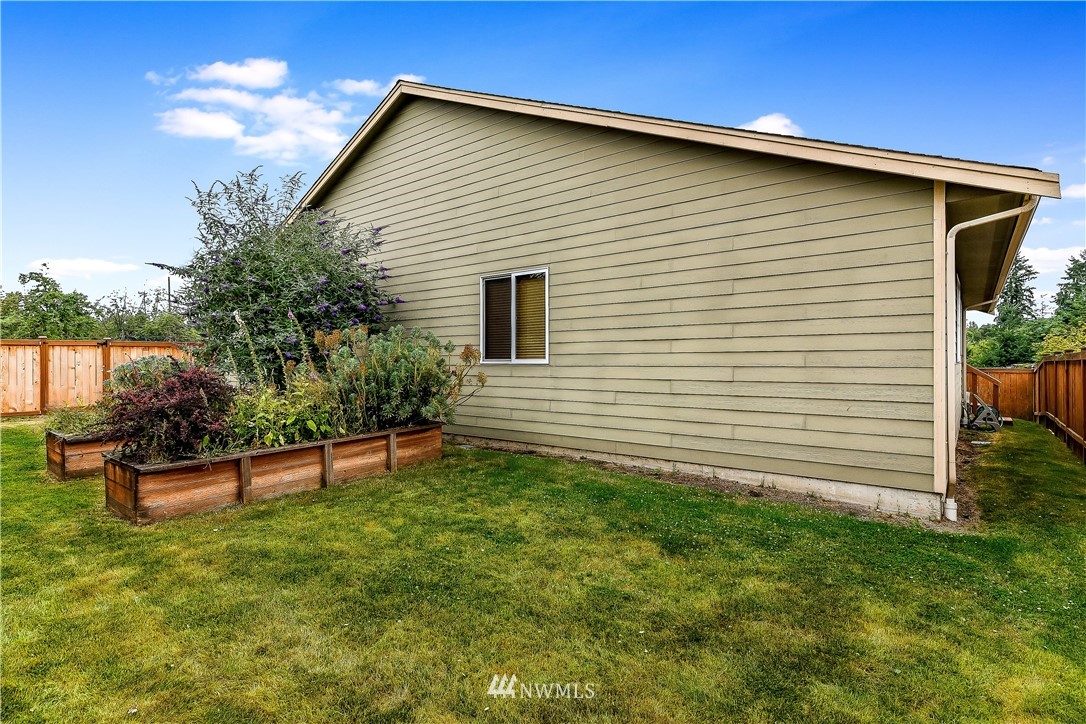 20613 39th Avenue Southeast Bothell, WA 98012 - Photo 22 of 23 Gallery Image 22