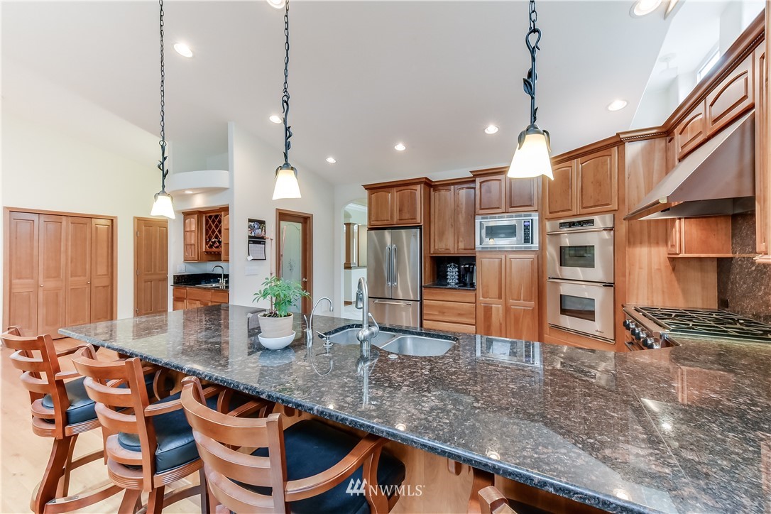 20613 39th Avenue Southeast Bothell, WA 98012 - Photo 7 of 23 Gallery Image 7