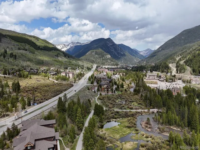 $950,000 | 0075 Clearwater Way, Unit 302, Dillon, CO 80435