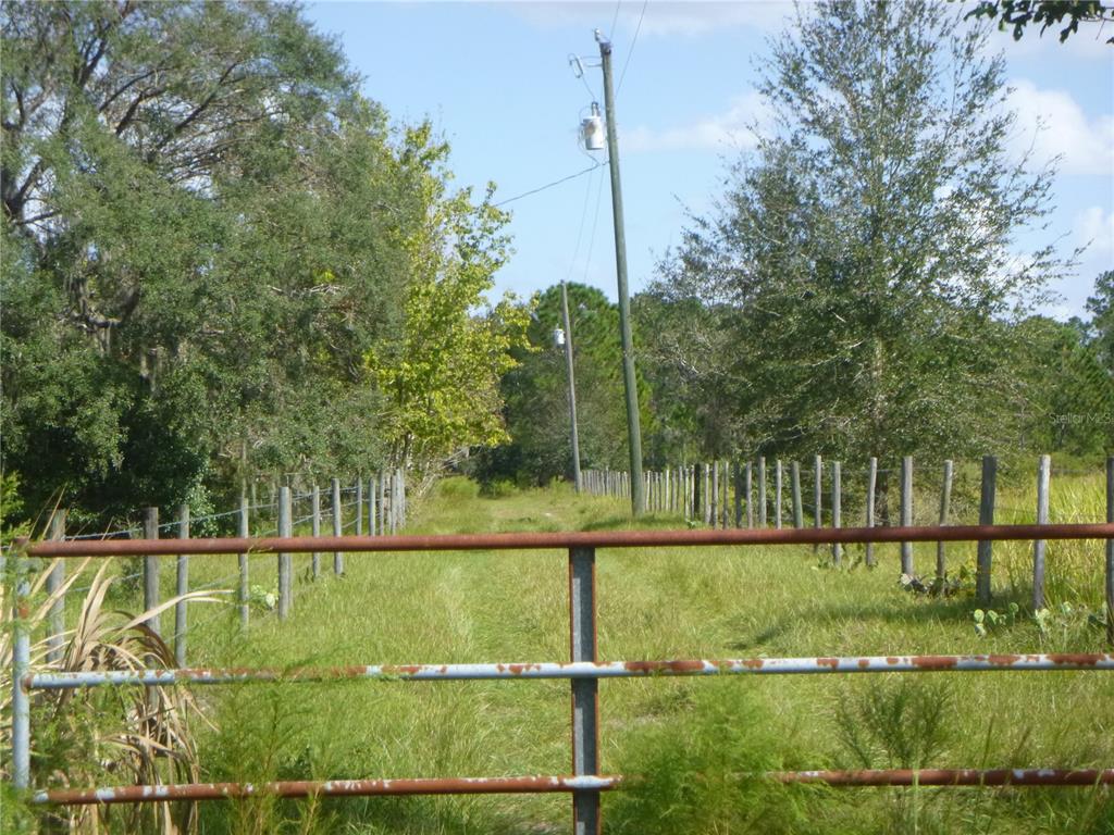 2600 Gabriel Road Fort Meade, FL 33841 - Photo 1 of 1 a view of a park