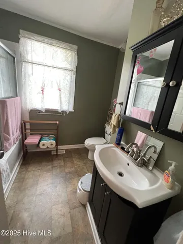 $139,000 | 605 Grove Street Northeast, Wilson, NC 27893