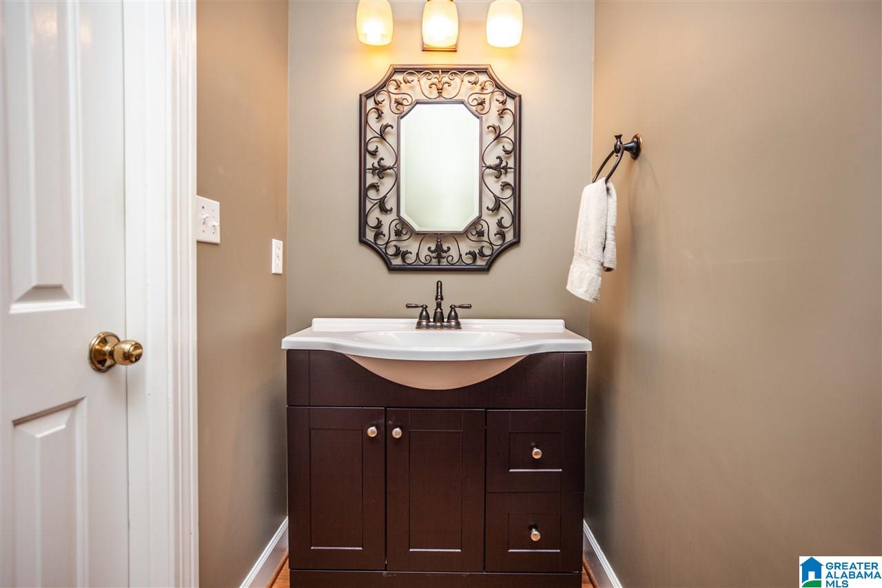 3922 Spring Valley Road Birmingham, AL 35223 - Photo 18 of 47 Gallery Image 18