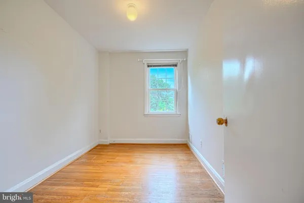 $2,500 | 372 Old Trail, Baltimore, MD 21212
