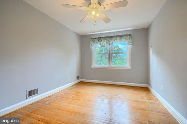 $2,500 | 372 Old Trail, Baltimore, MD 21212