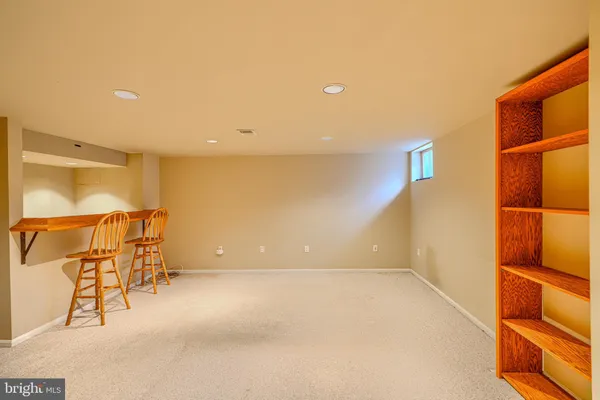 $2,500 | 372 Old Trail, Baltimore, MD 21212