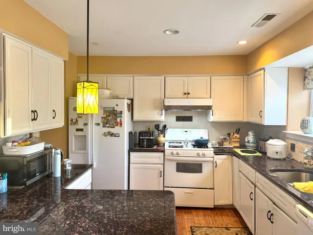 $3,100 | 32 Ketley Place, Princeton, NJ 08540