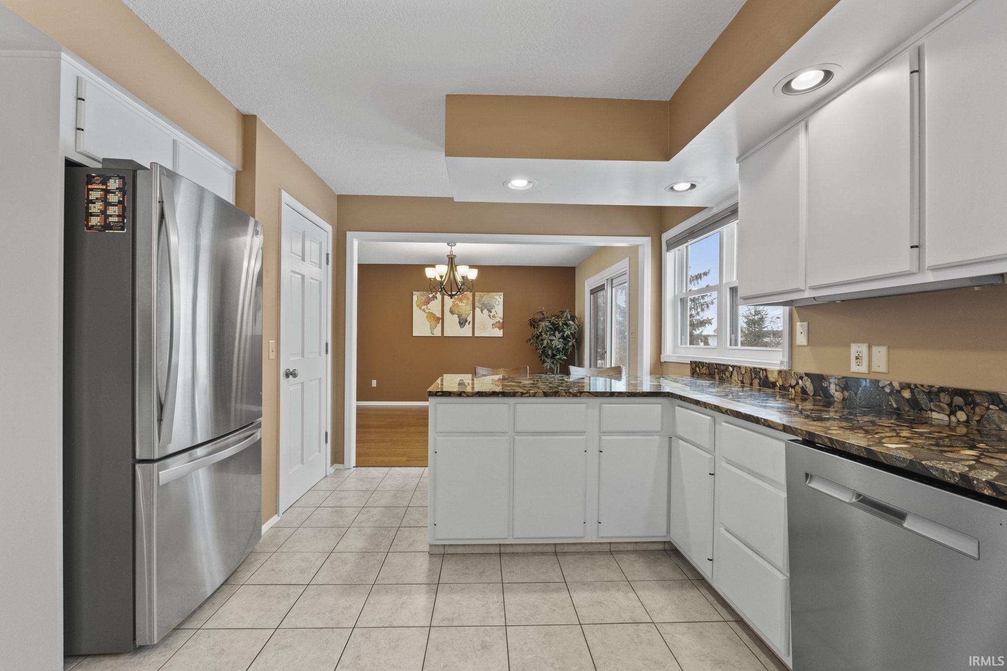 10725 Pine Mills Road Fort Wayne, IN 46845 - Photo 11 of 33