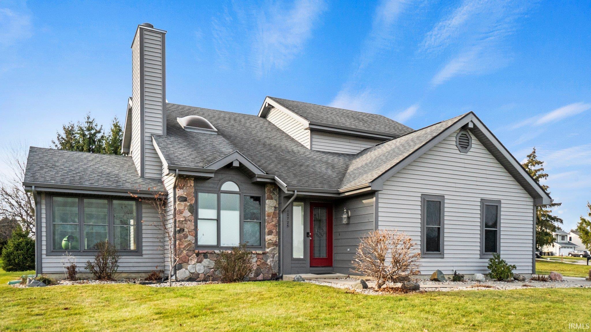 10725 Pine Mills Road Fort Wayne, IN 46845 - Photo 2 of 33