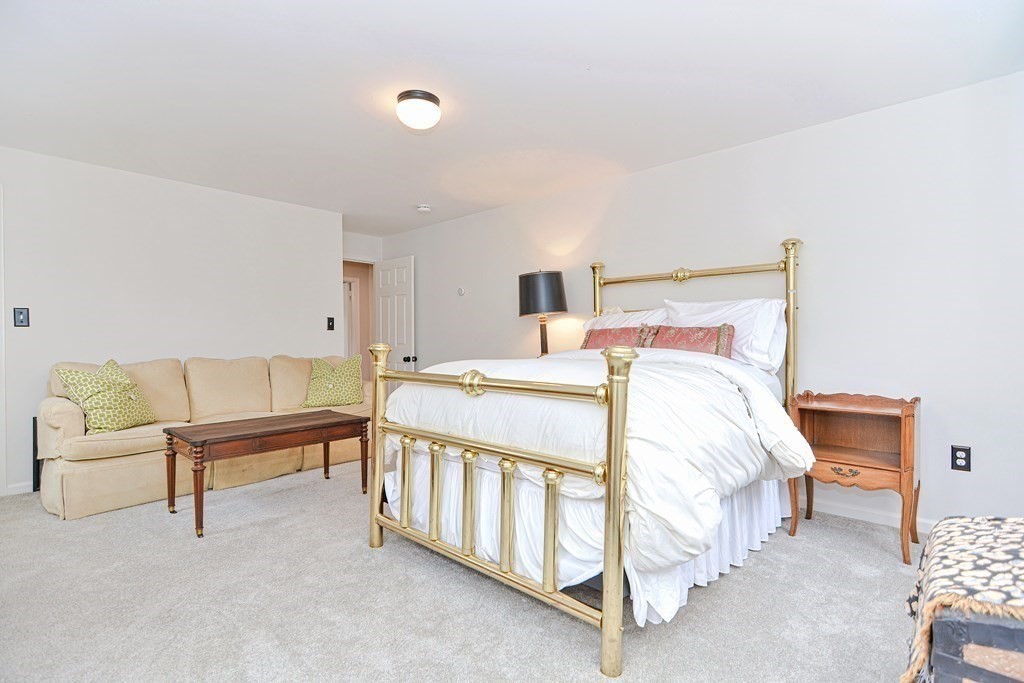 126 Fowler Road Northbridge, MA 01534 - Photo 26 of 39