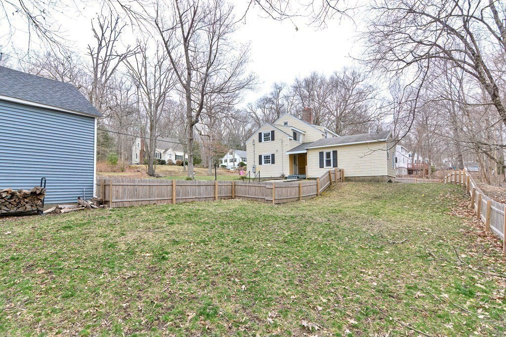 126 Fowler Road Northbridge, MA 01534 - Photo 35 of 39