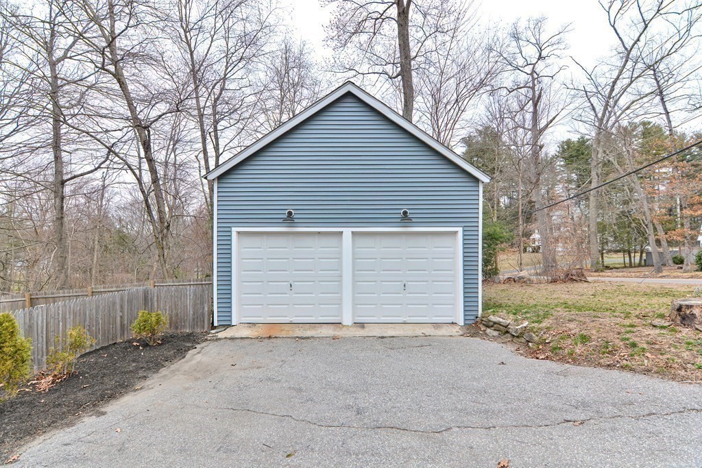 126 Fowler Road Northbridge, MA 01534 - Photo 37 of 39