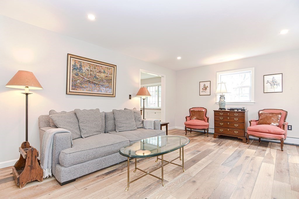 126 Fowler Road Northbridge, MA 01534 - Photo 10 of 39