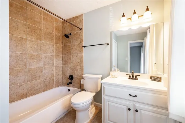 $309,000 | 7750 Roswell Road, Unit 9G, Sandy Springs, GA 30350