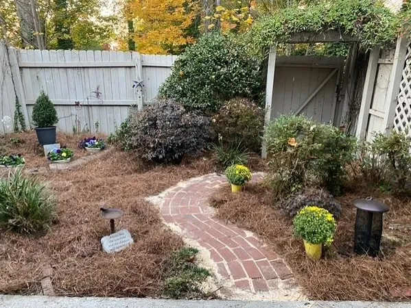 $299,000 | 7750 Roswell Road, Unit 9G, Sandy Springs, GA 30350