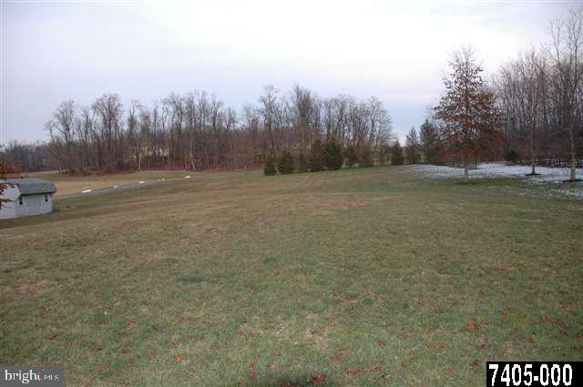 341 Country Club Road Abbottstown, PA 17301 - Photo 3 of 21