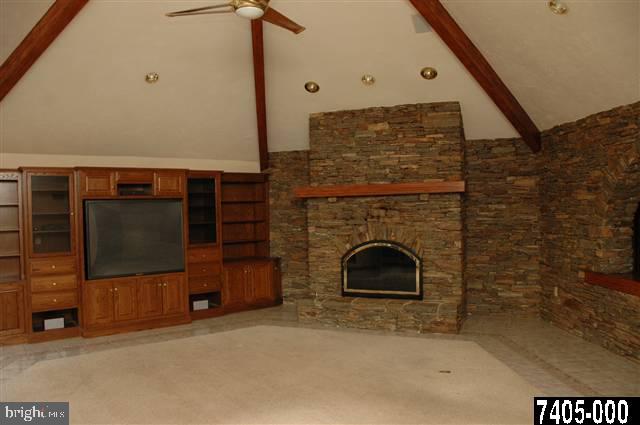 341 Country Club Road Abbottstown, PA 17301 - Photo 4 of 21