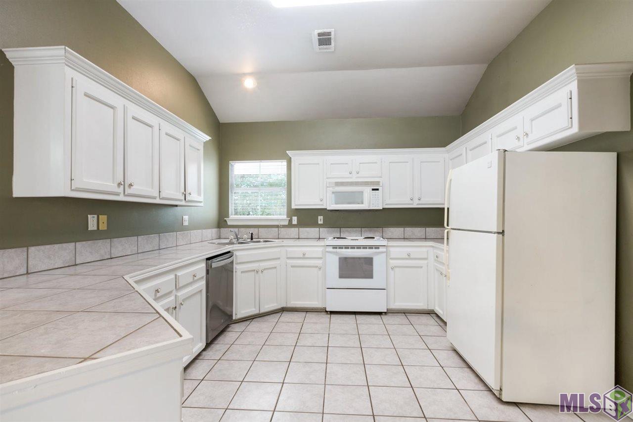 263 Springhaven Drive Baton Rouge, LA 70810 - Photo 9 of 28