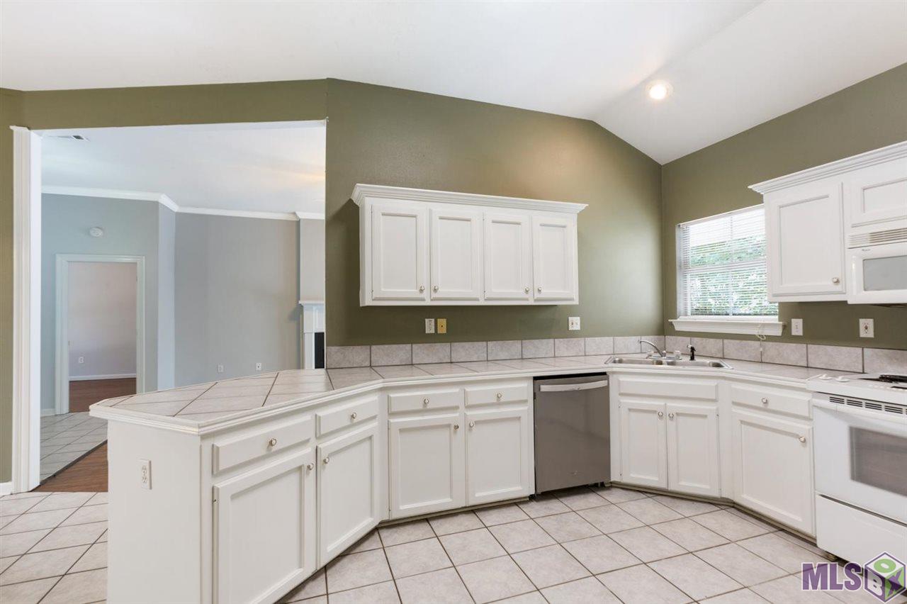 263 Springhaven Drive Baton Rouge, LA 70810 - Photo 10 of 28