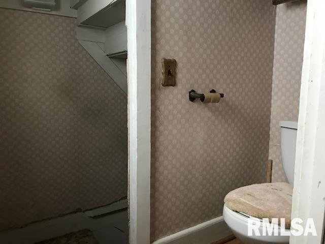 265 20th Place Clinton, IA 52732 - Photo 7 of 15 Gallery Image 7