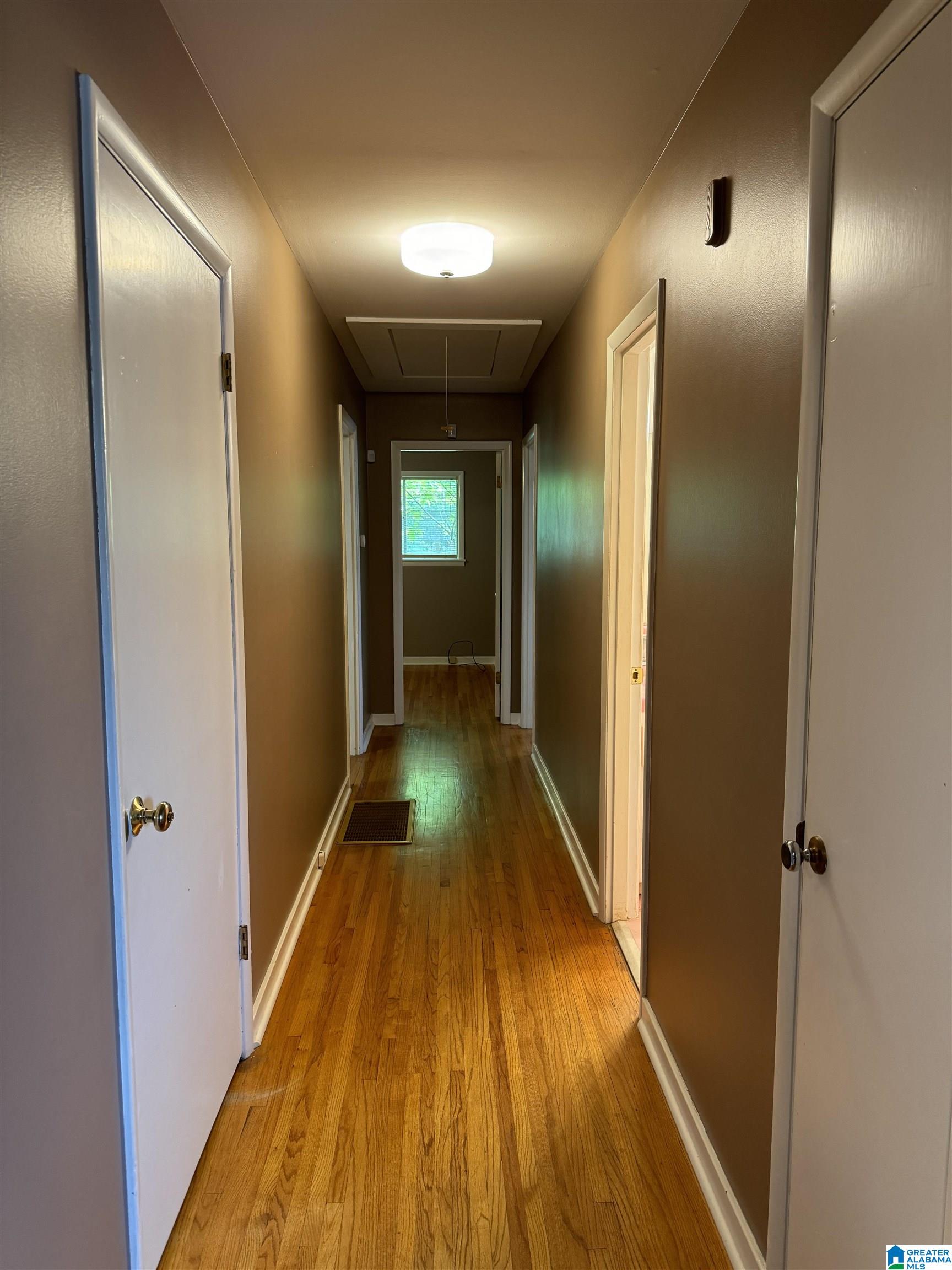 907 Barnisdale Road Birmingham, AL 35235 - Photo 7 of 19