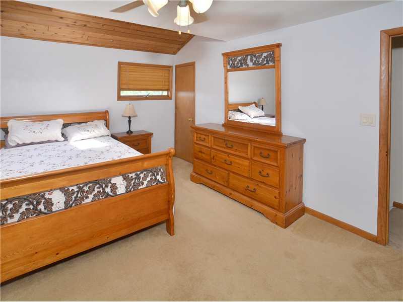 26 Renaissance Drive Irwin, PA 15642 - Photo 17 of 25 Master Bedroom.