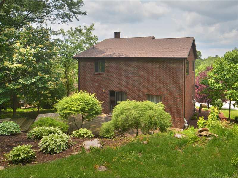 26 Renaissance Drive Irwin, PA 15642 - Photo 25 of 25 Exterior Back.