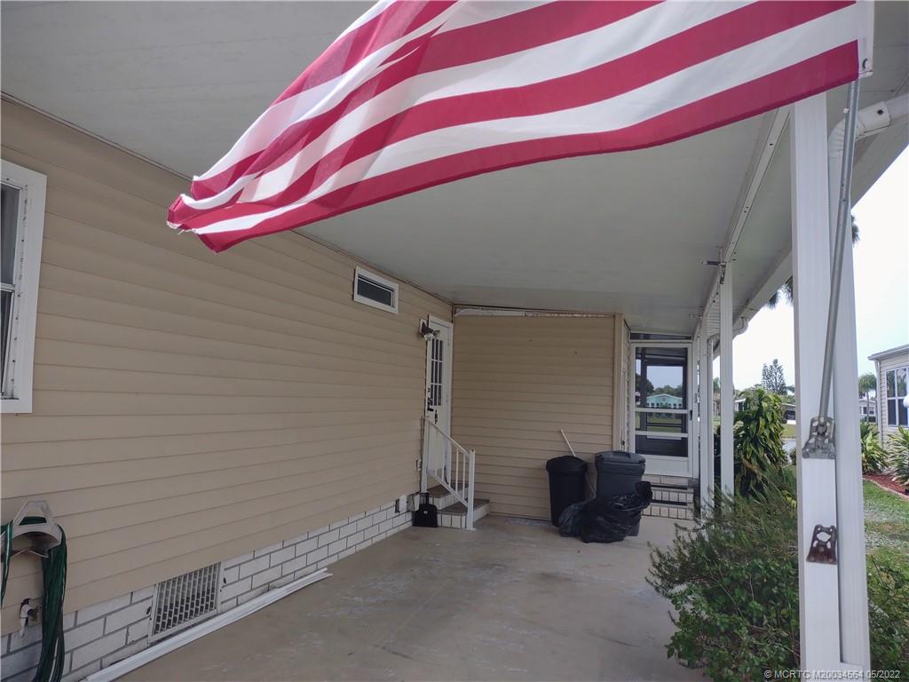 524 Thames Bluff Ridge, Unit D18 Fort Pierce, FL 34982 - Photo 7 of 24 a view of room with windows