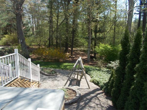 24 Thomas Road Berkley, MA 02779 - Photo 11 of 26 Gallery Image 11
