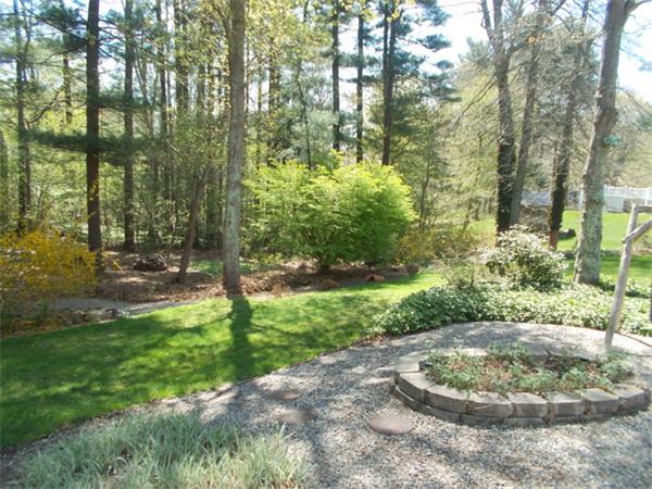 24 Thomas Road Berkley, MA 02779 - Photo 12 of 26 Gallery Image 12