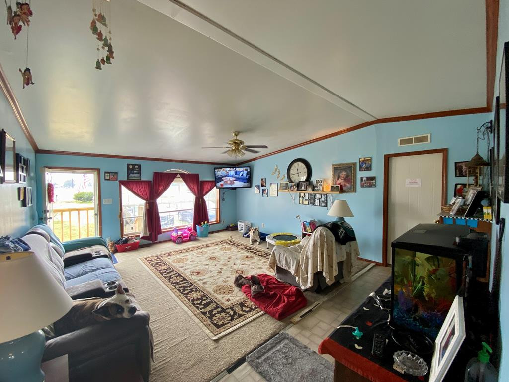 300 West Trade Road Mount Olive, NC 28365 - Photo 2 of 27 Gallery Image 2