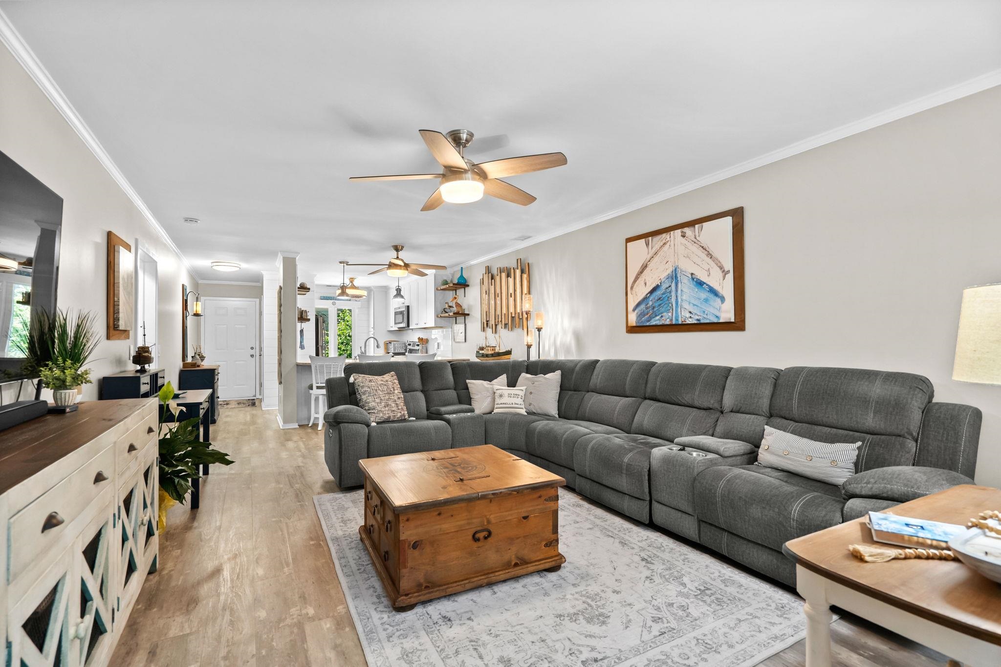 812 Villa Court, Unit 812 Murrells Inlet, SC 29576 - Photo 13 of 43