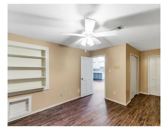 $2,000 | 13902 Paradise Valley Drive, Houston, TX 77069