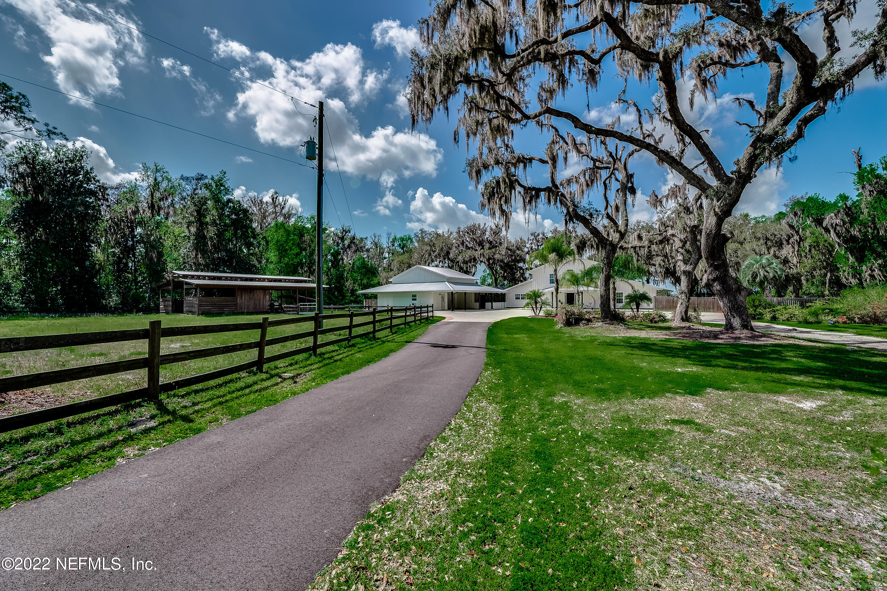 541 Federal Point Road East Palatka, FL 32131 - Photo 68 of 75 a view of a park with large trees