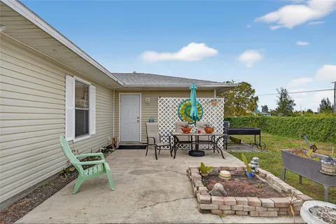 $215,000 | 1723 Northeast 1st Place, Cape Coral, FL 33909