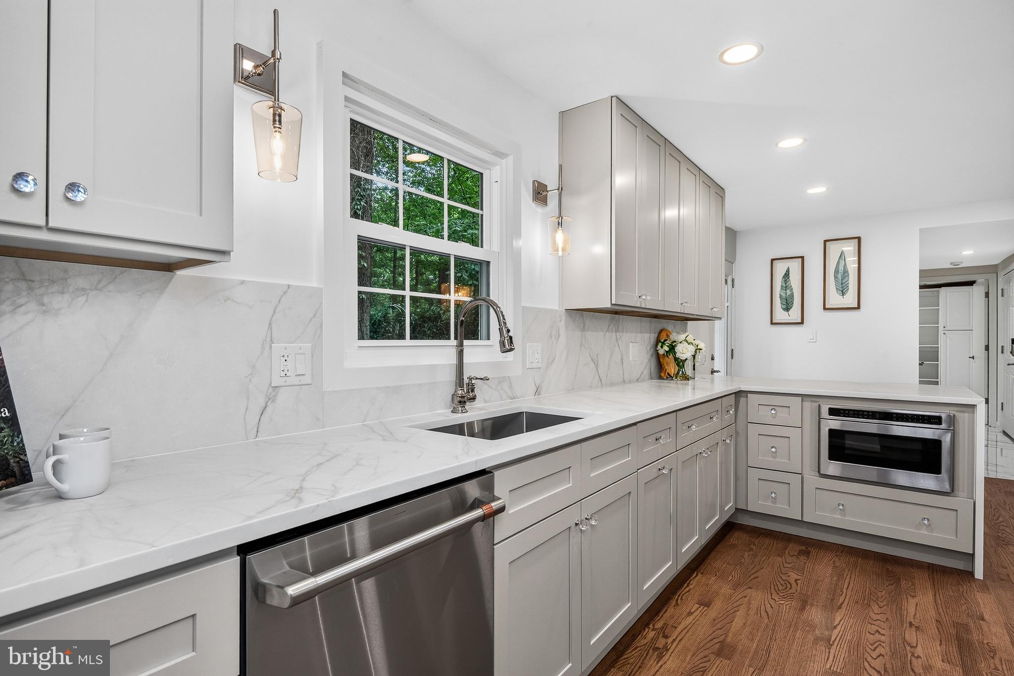 2511 Charlestown Lane Reston, VA 20191 - Photo 36 of 54