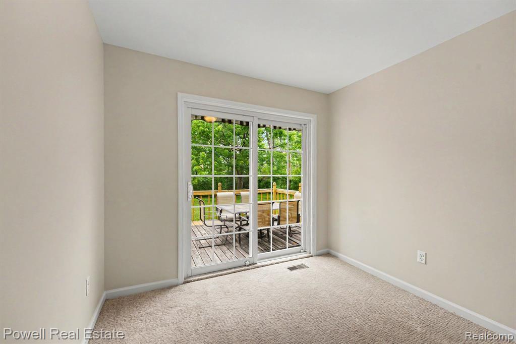 18166 Davidson Road Fraser, MI 48026 - Photo 6 of 26