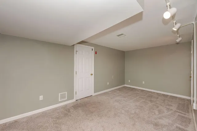 $339,000 | 419 Ledgeview Drive, Rochester, NH 03839