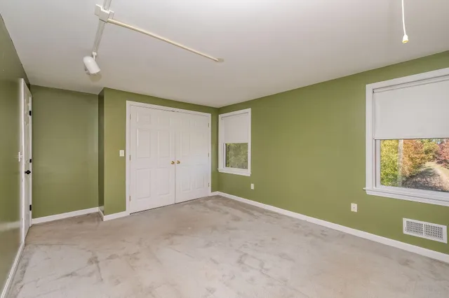 $339,000 | 419 Ledgeview Drive, Rochester, NH 03839