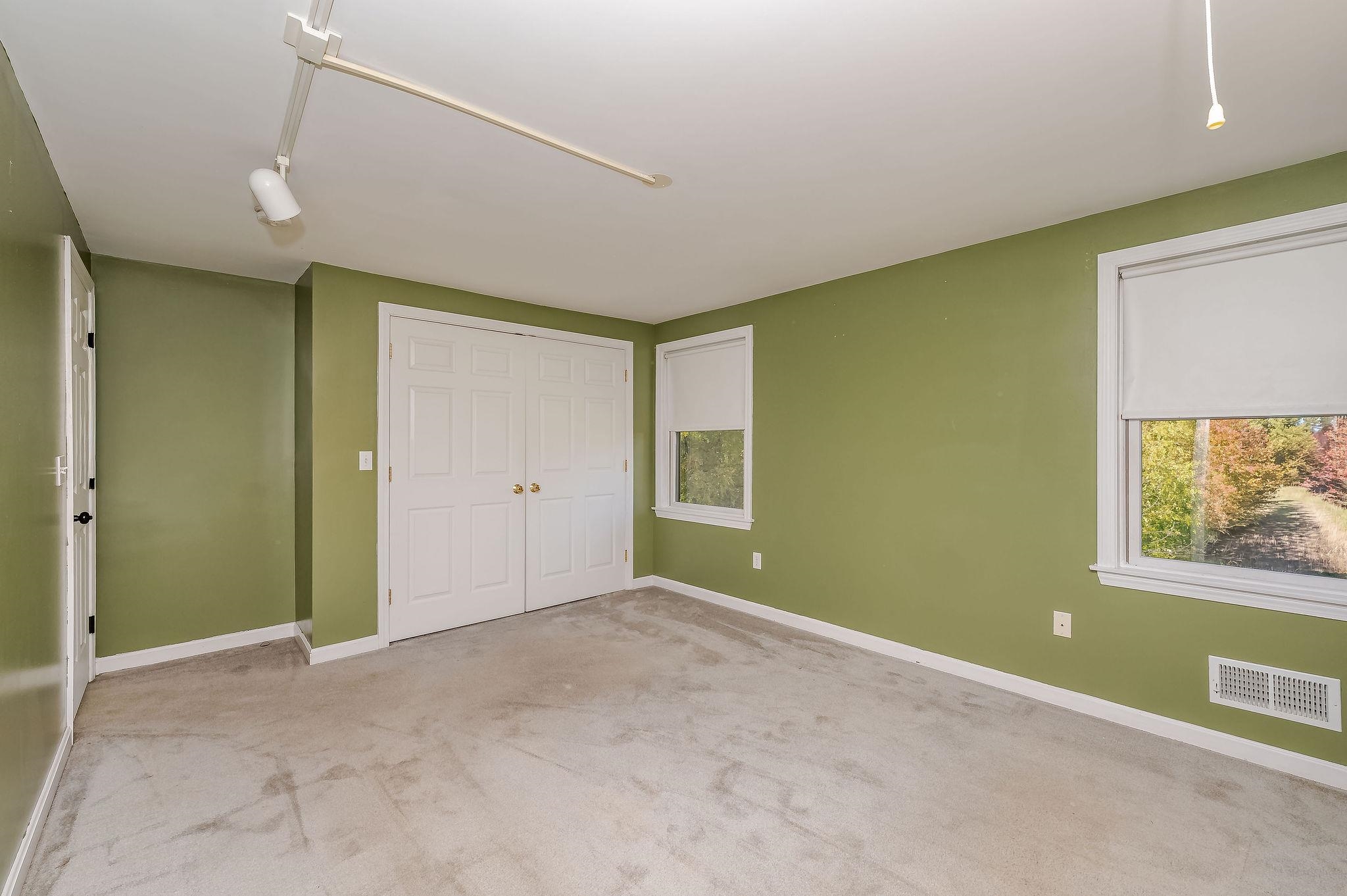 419 Ledgeview Drive Rochester, NH 03839 - Photo 16 of 35