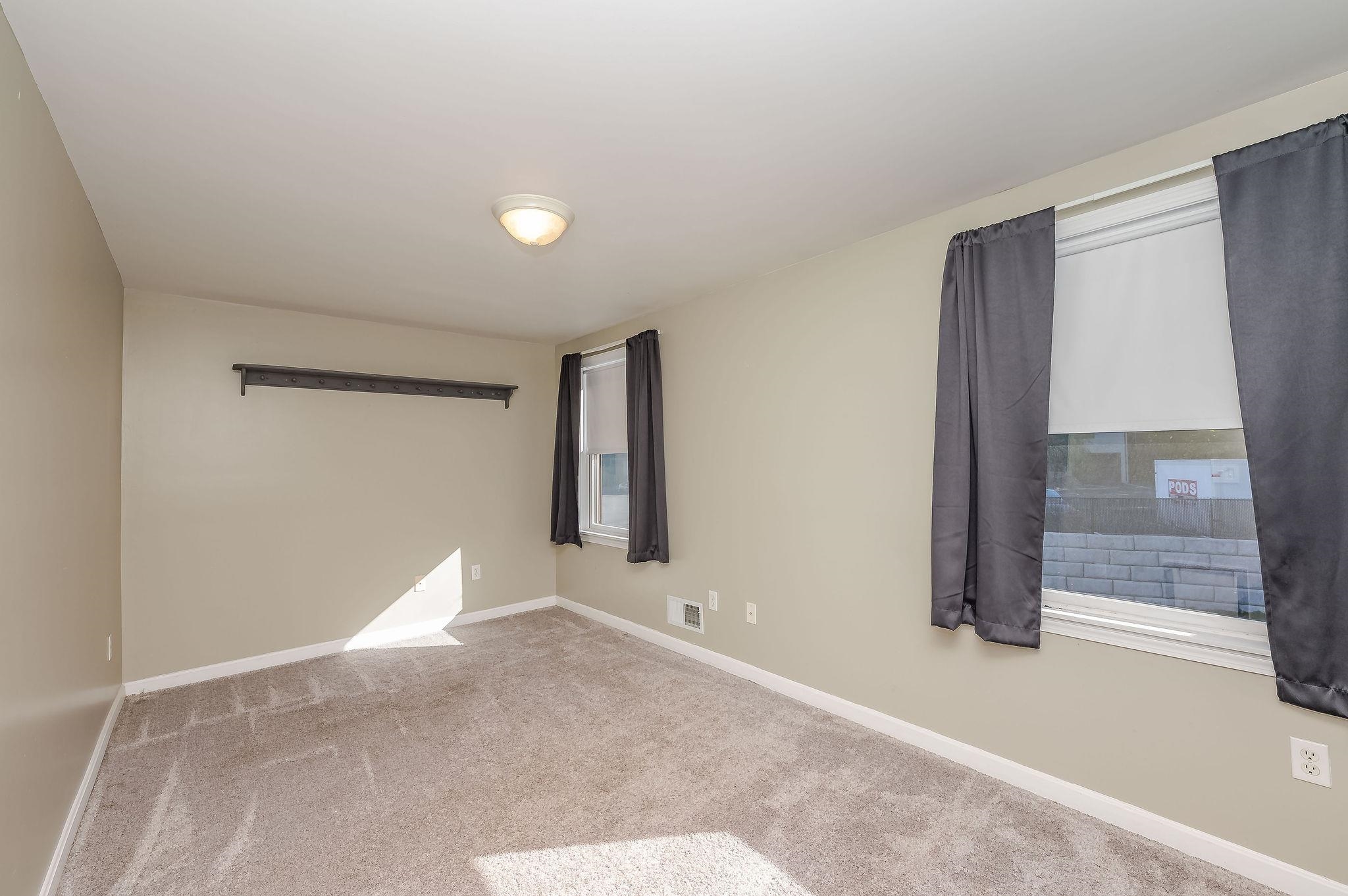 419 Ledgeview Drive Rochester, NH 03839 - Photo 17 of 35