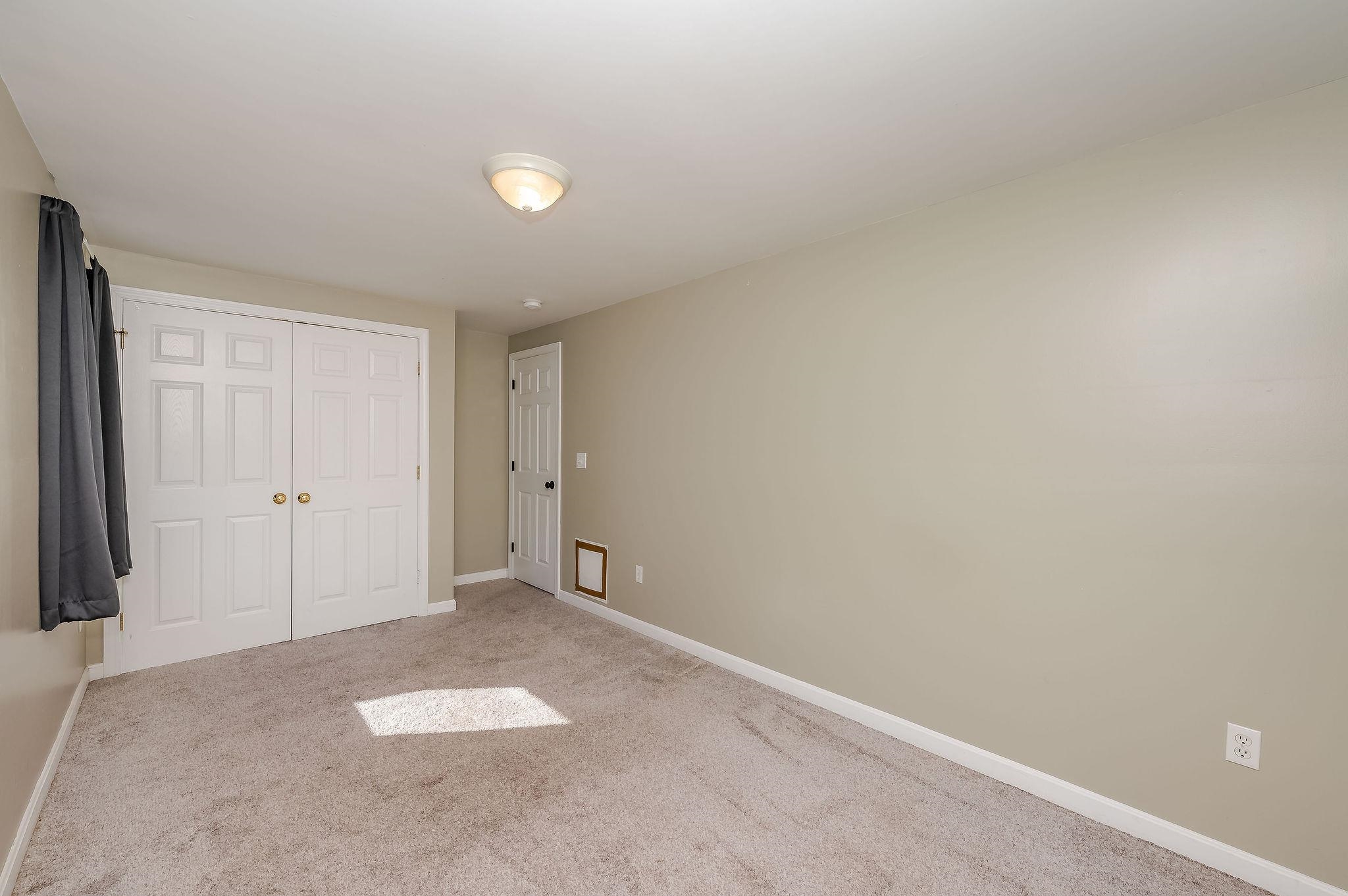 419 Ledgeview Drive Rochester, NH 03839 - Photo 19 of 35