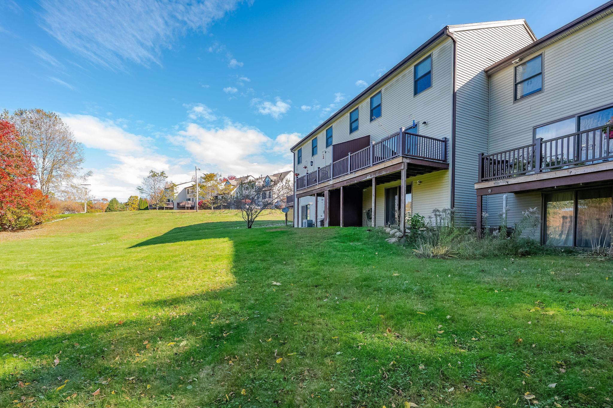 419 Ledgeview Drive Rochester, NH 03839 - Photo 32 of 35