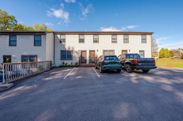 $339,000 | 419 Ledgeview Drive, Rochester, NH 03839