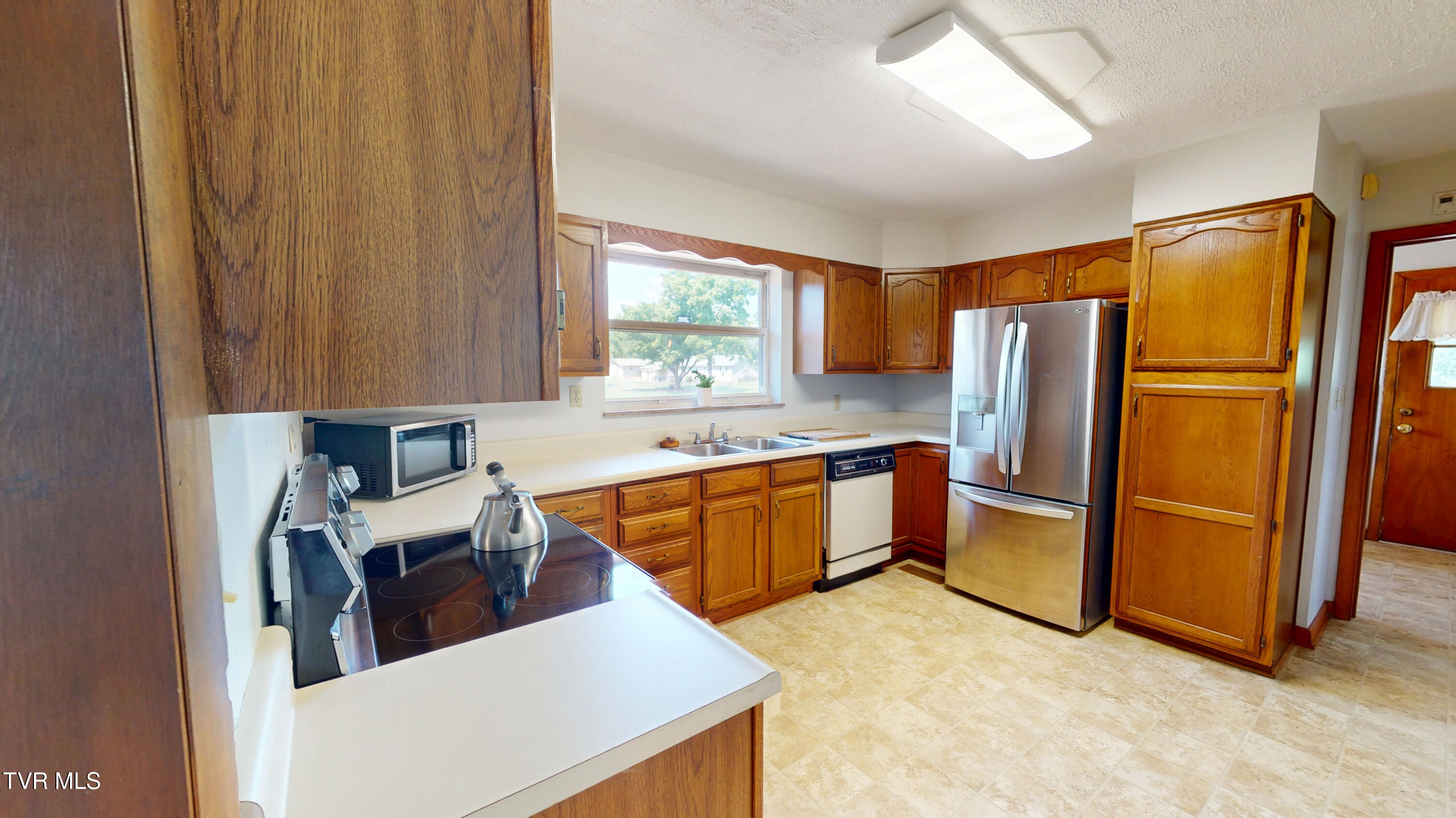 299 Main Street Bean Station, TN 37708 - Photo 15 of 42 299 Main - Kitchen 2