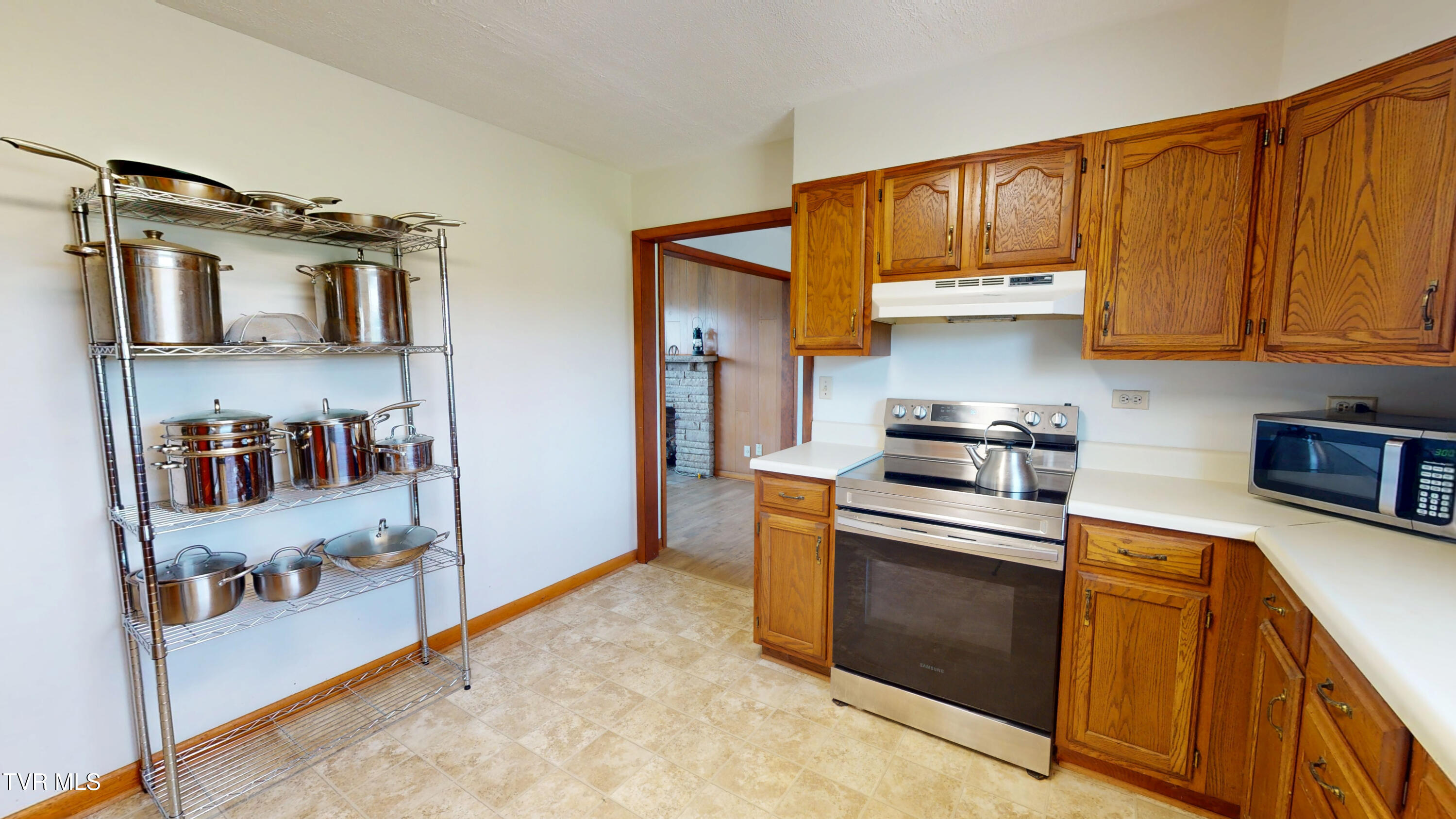 299 Main Street Bean Station, TN 37708 - Photo 16 of 42 299 Main - Kitchen 3