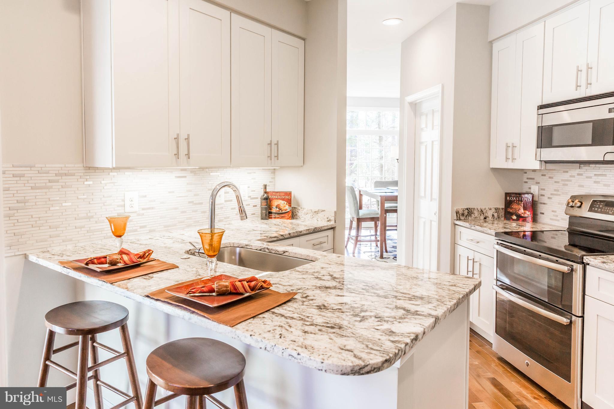 11411 Hollow Timber Way Reston, VA 20194 - Photo 2 of 30 Kitchen