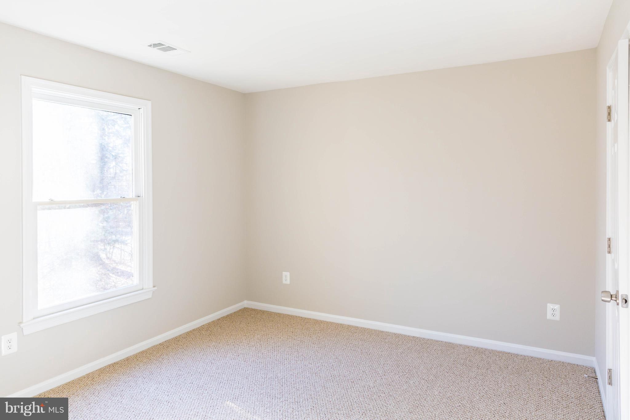 11411 Hollow Timber Way Reston, VA 20194 - Photo 16 of 30 Bedroom