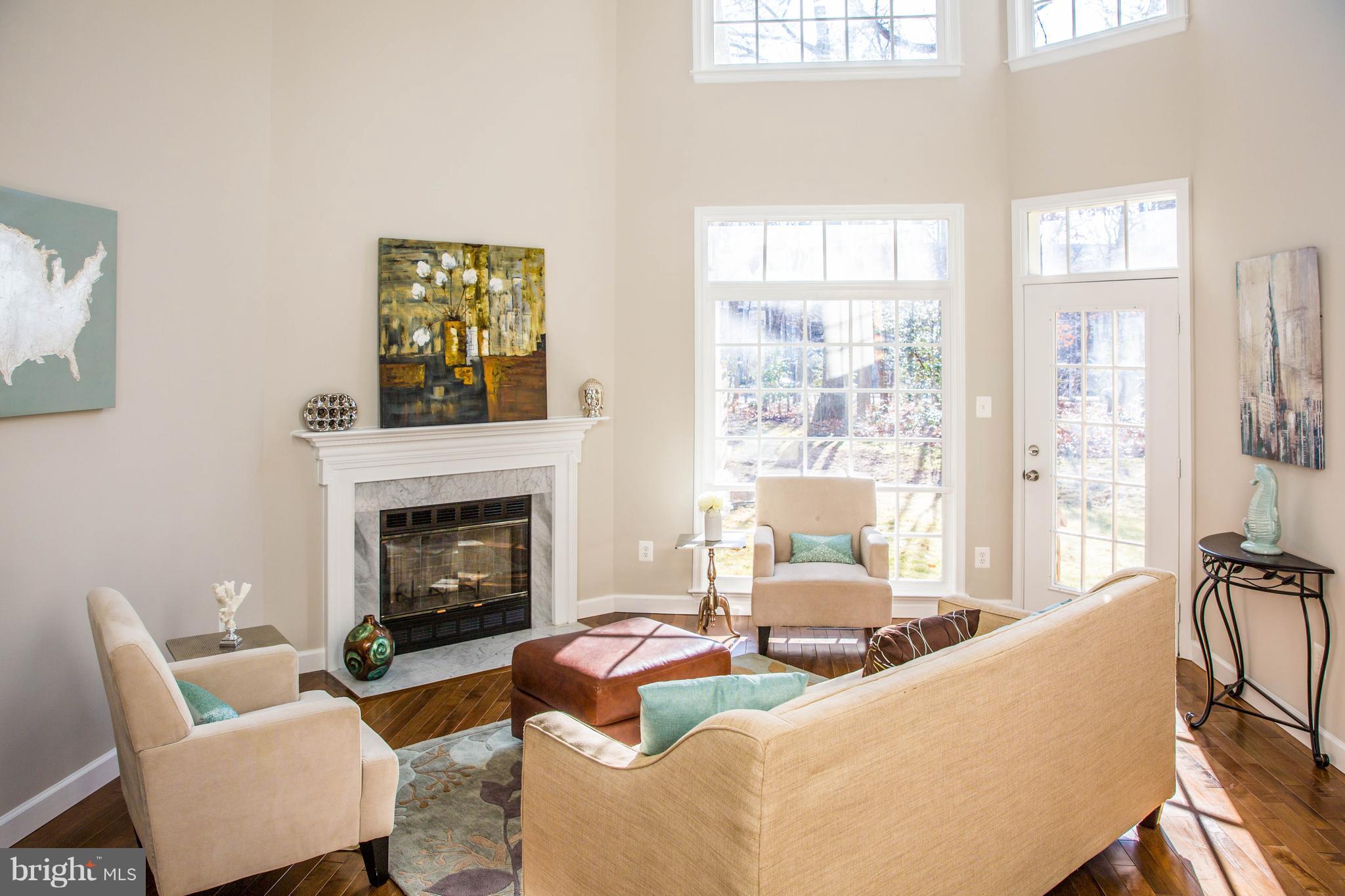 11411 Hollow Timber Way Reston, VA 20194 - Photo 9 of 30 Family Room